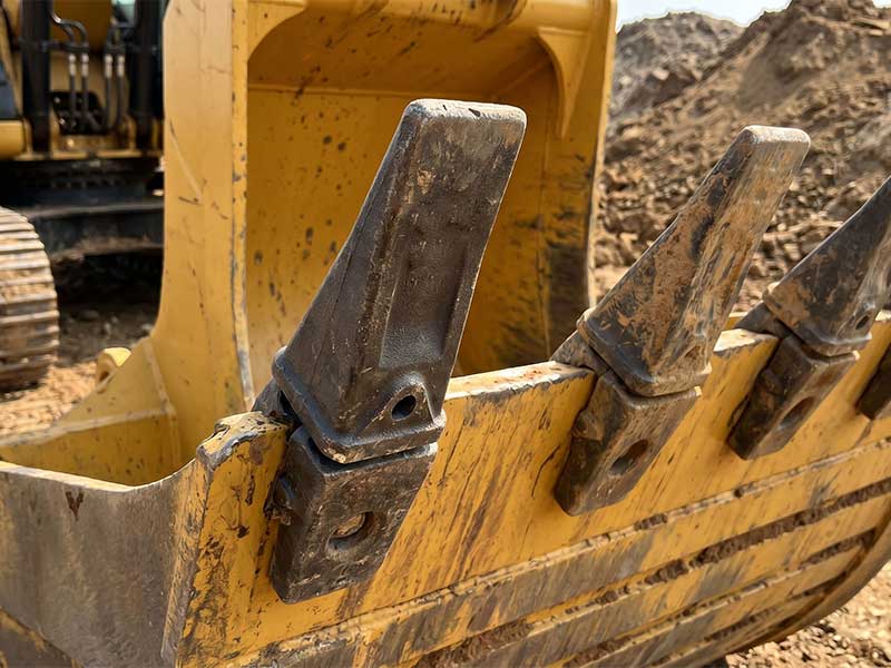 Truecast-Excavator-X156-Bucket-Tooth-Casting-Manufacturing-Solution-2