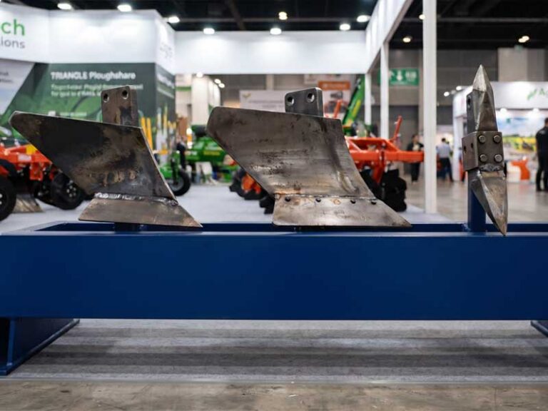 Ploughshare-Types-&-Manufacturing-for-Agricultural-GET-Parts-1